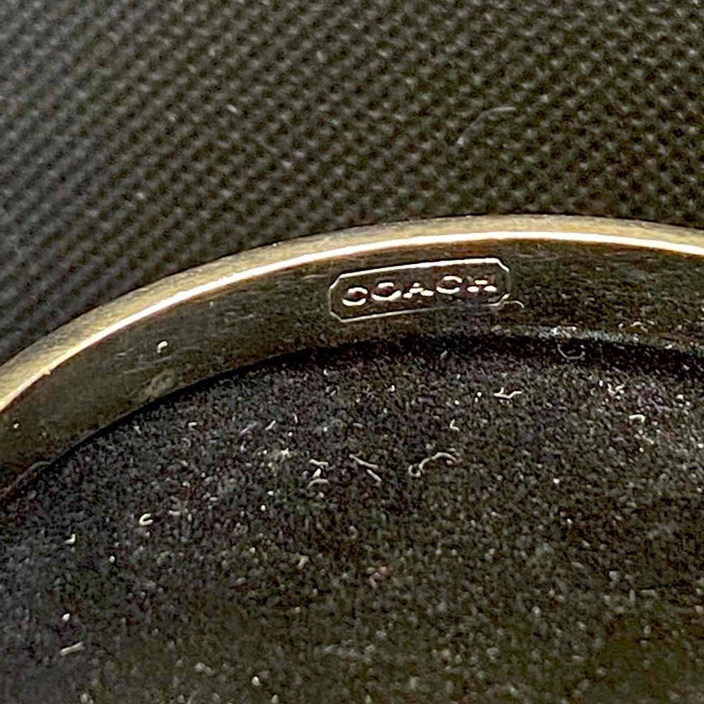 🔴 Inspired Design Bangle - Picture 2 of 3